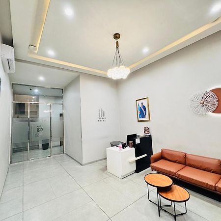 Ixoras Hotel Lemba Kinshasa Ngoại thất bức ảnh