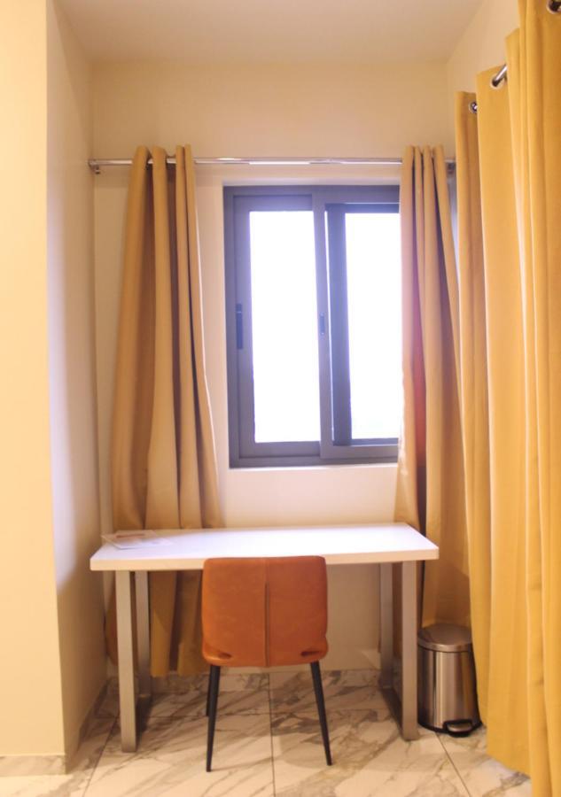 Ixoras Hotel Lemba Kinshasa Ngoại thất bức ảnh