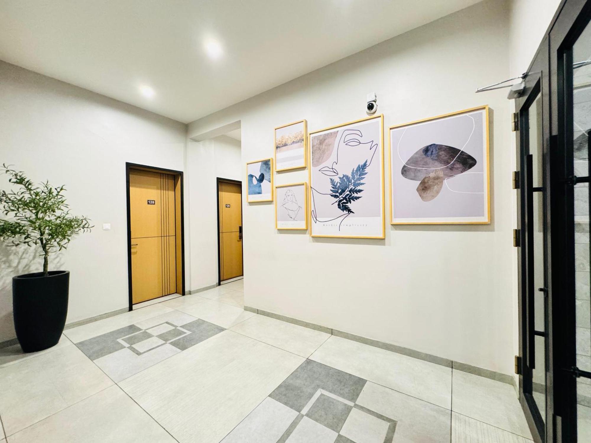Ixoras Hotel Lemba Kinshasa Ngoại thất bức ảnh