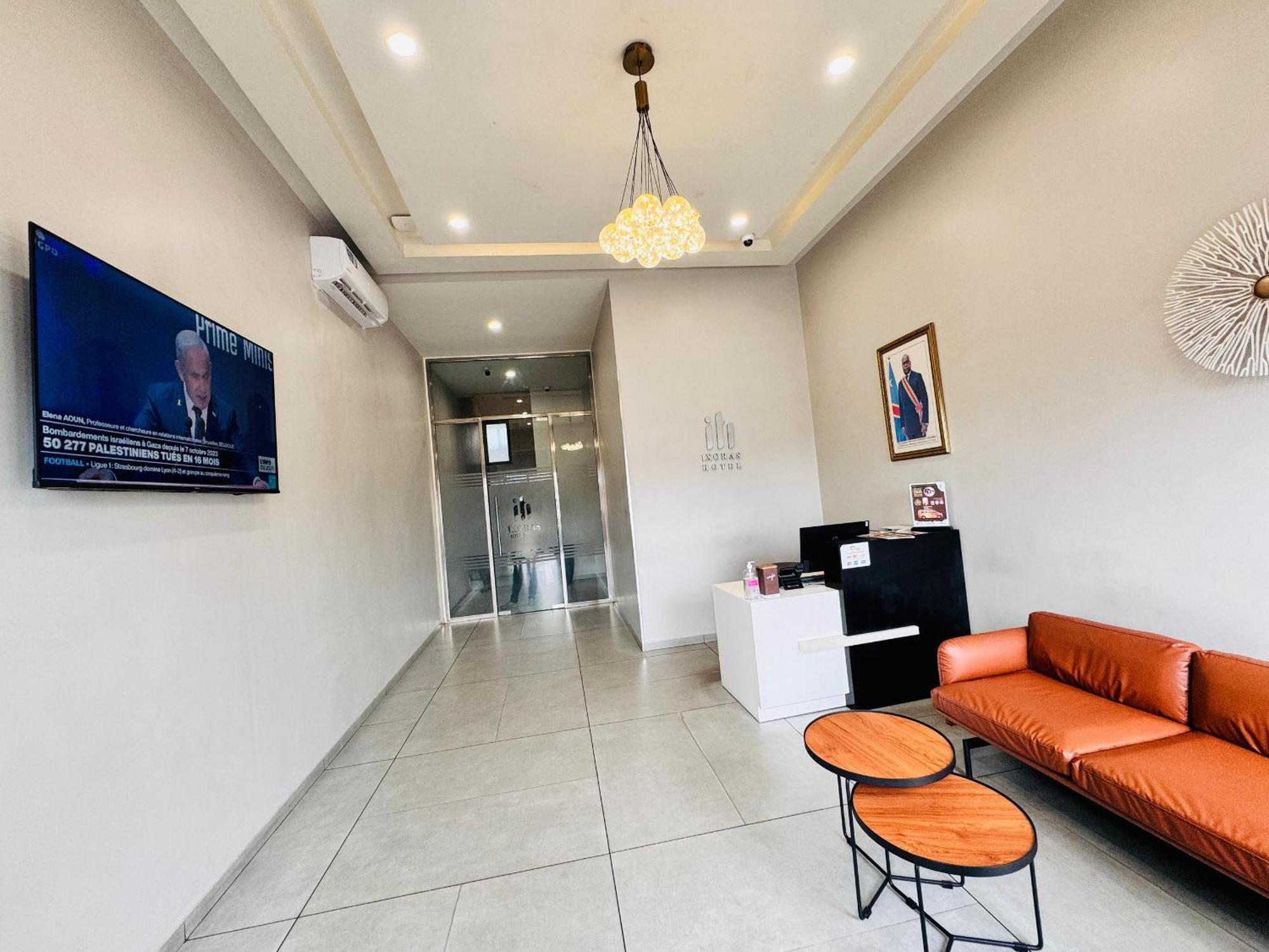 Ixoras Hotel Lemba Kinshasa Ngoại thất bức ảnh